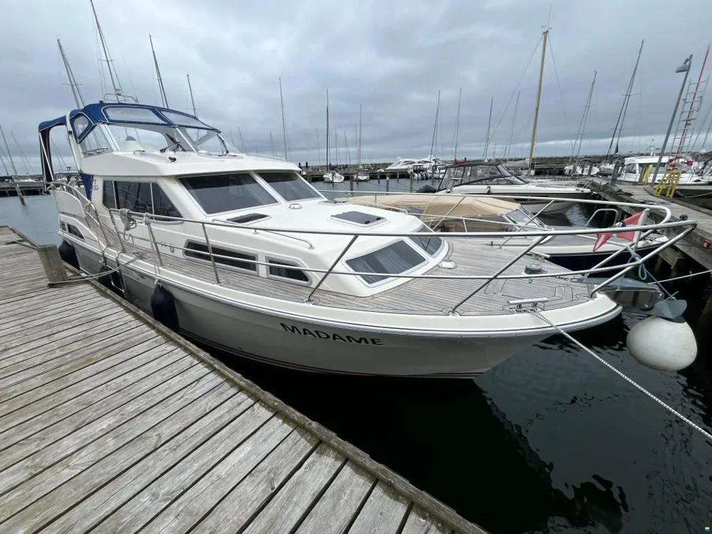 BoatPhoto.coverAlt