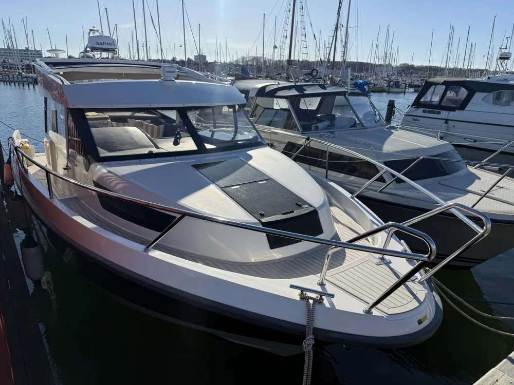 BoatPhoto.alt