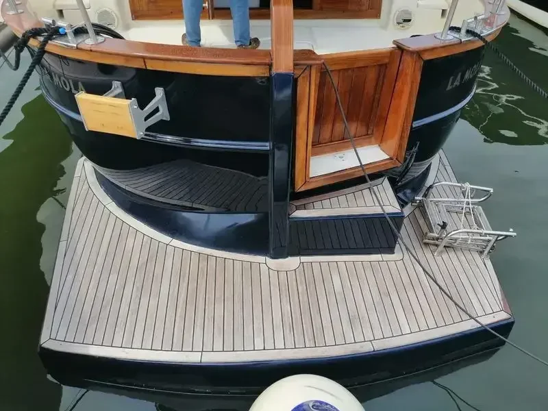 BoatPhoto.alt