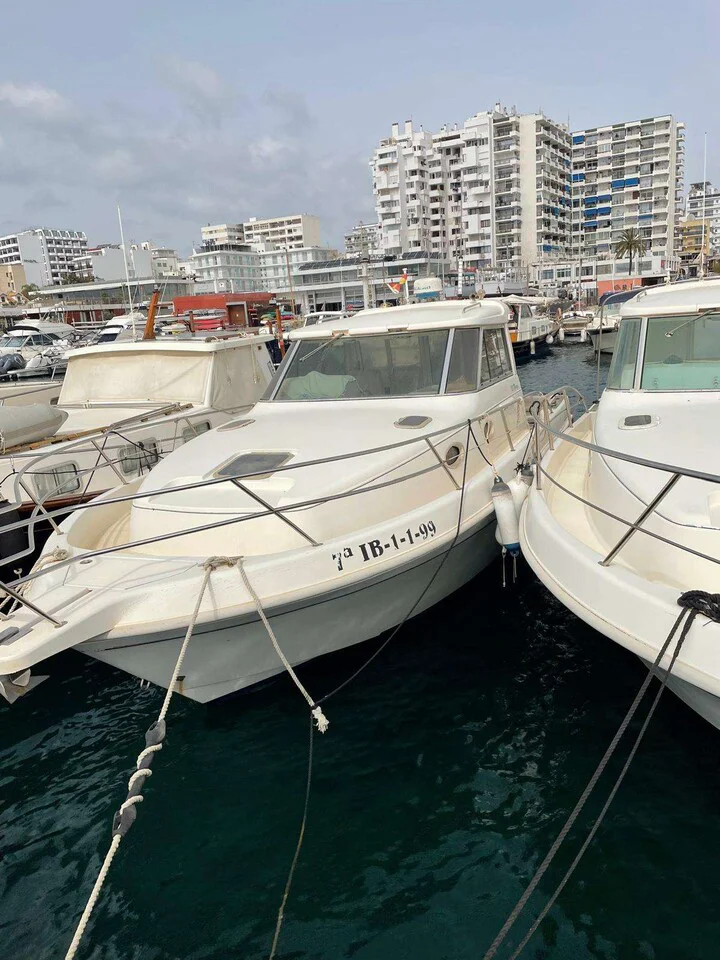 BoatPhoto.coverAlt