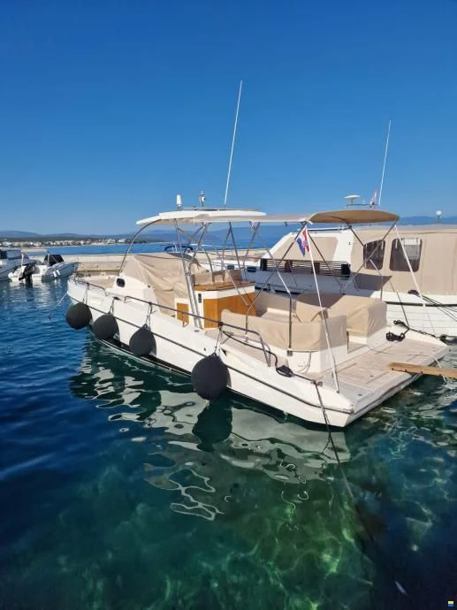 BoatPhoto.coverAlt