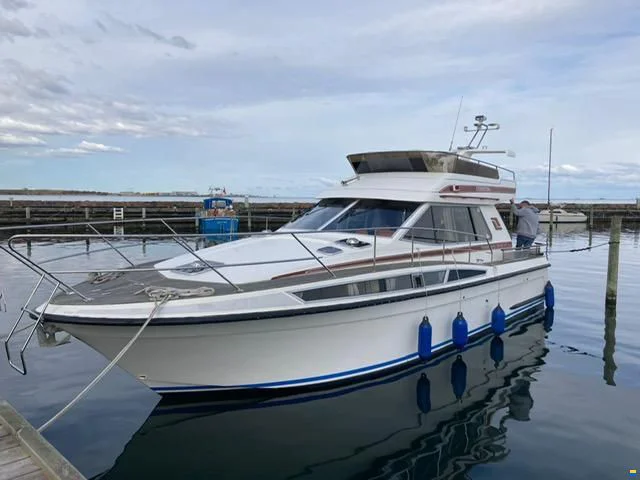 BoatPhoto.coverAlt