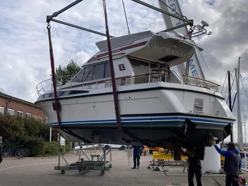 BoatPhoto.alt