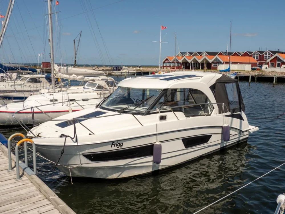 BoatPhoto.coverAlt