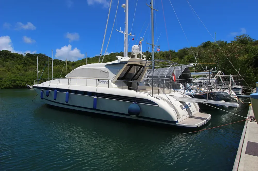 BoatPhoto.coverAlt