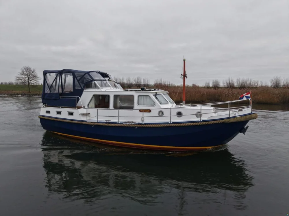 BoatPhoto.alt