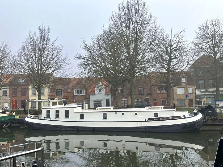 BoatPhoto.alt
