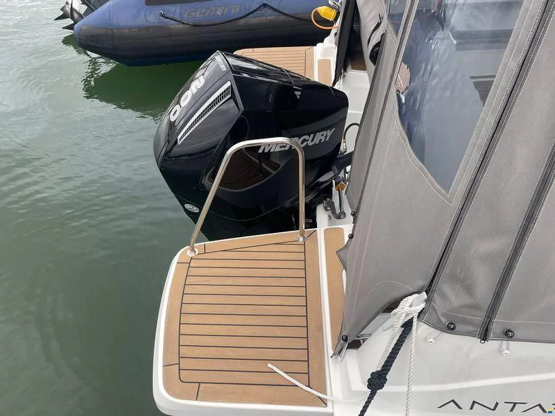 BoatPhoto.alt