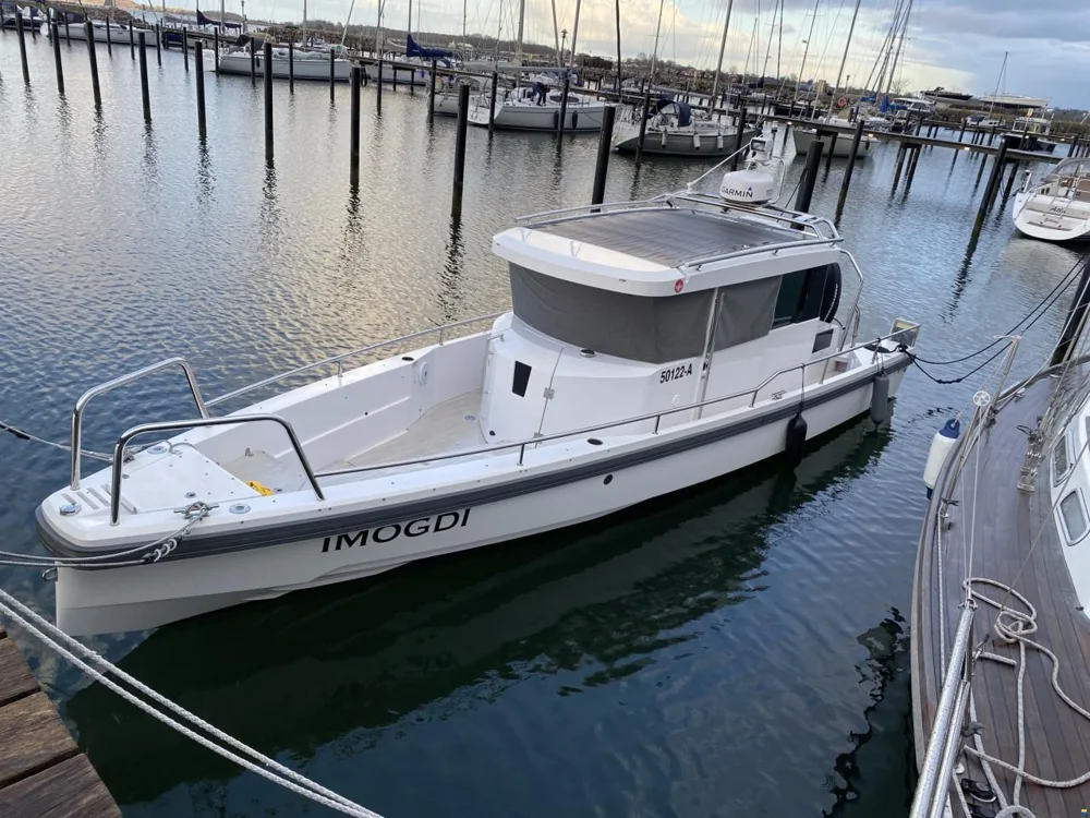 BoatPhoto.coverAlt