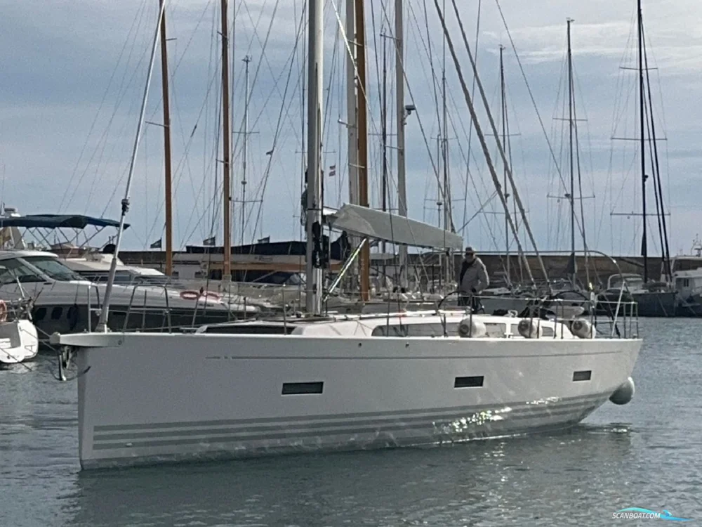 BoatPhoto.coverAlt