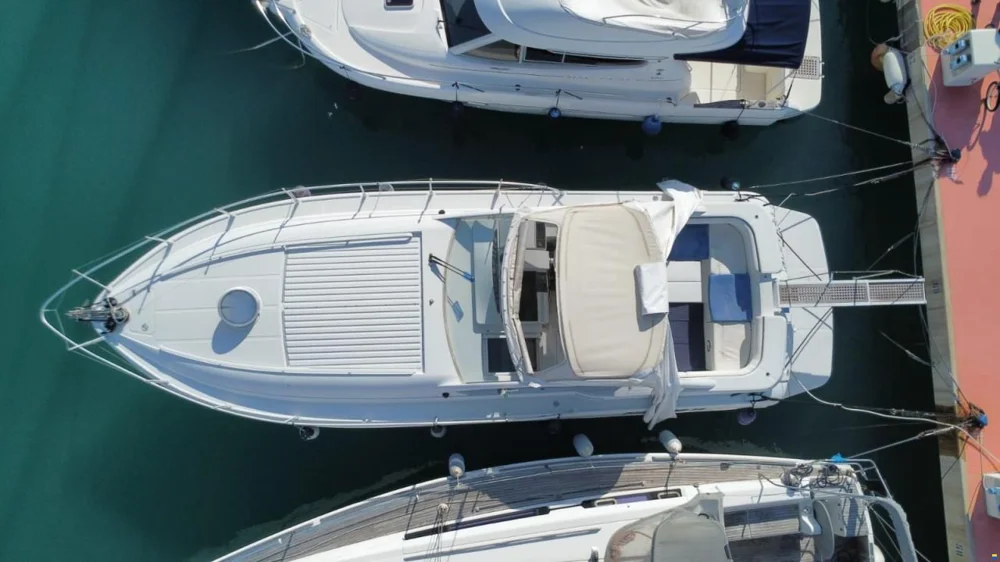 1995 Pershing 38 for sale in Rapallo, Italy, photo 2 of 5