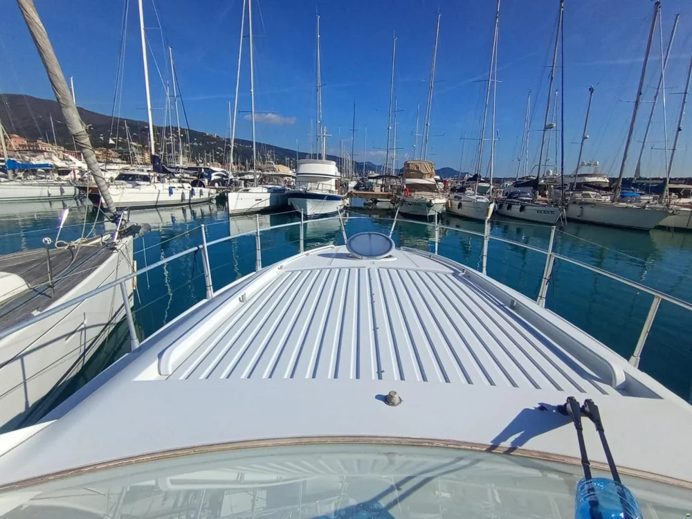 1995 Pershing 38 for sale in Rapallo, Italy, photo 5 of 5