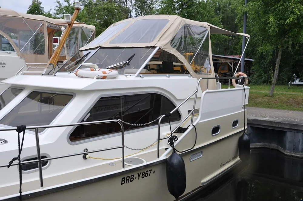 BoatPhoto.coverAlt