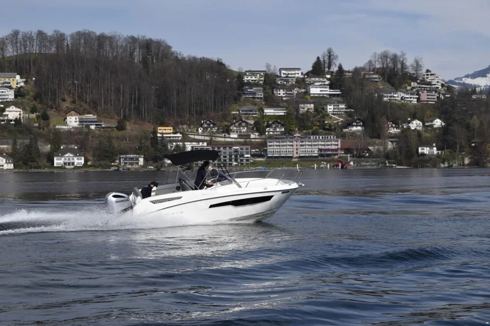BoatPhoto.coverAlt