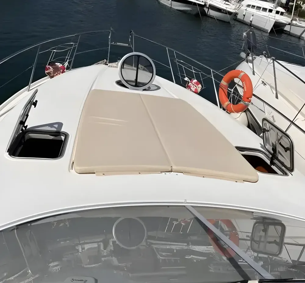 BoatPhoto.alt