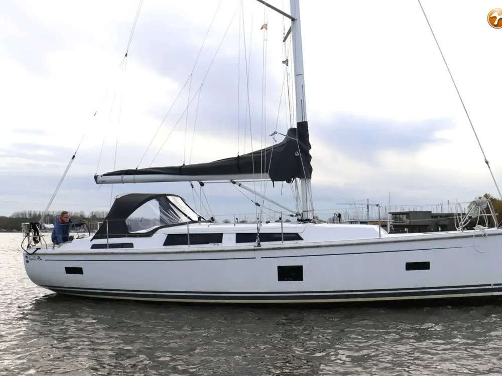 BoatPhoto.coverAlt