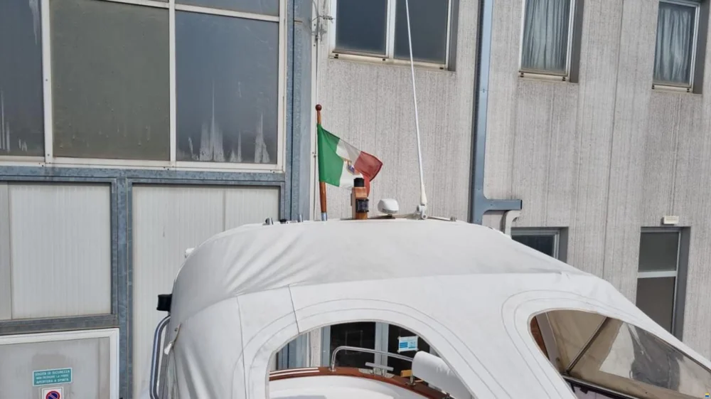 2011 Fratelli Aprea Sorrento 765 for sale in Genova, Italy
