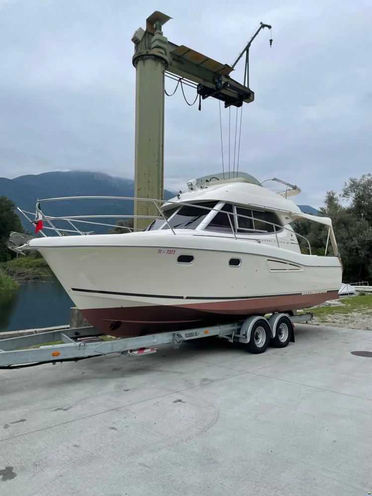 BoatPhoto.coverAlt