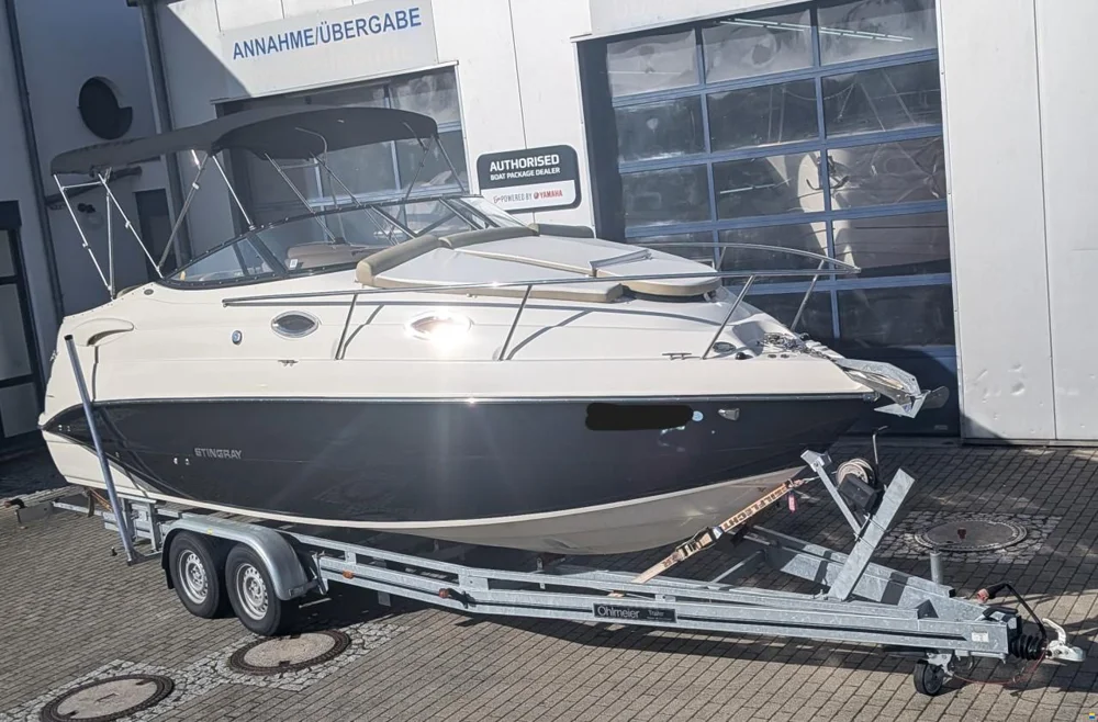 BoatPhoto.coverAlt