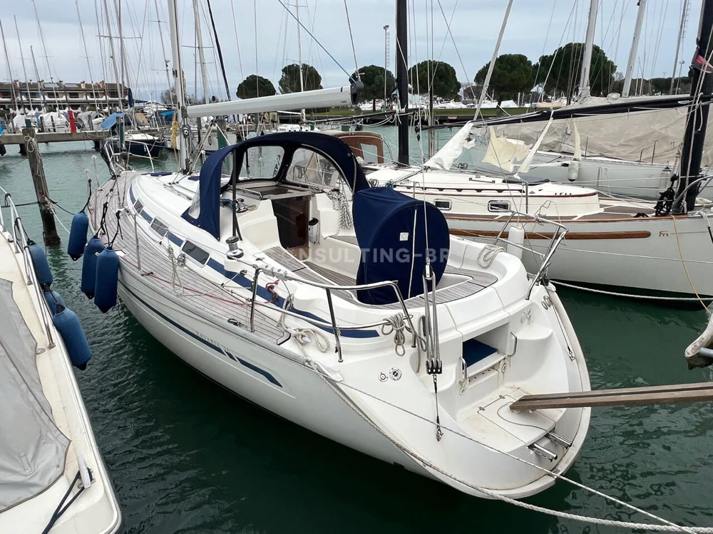 BoatPhoto.coverAlt