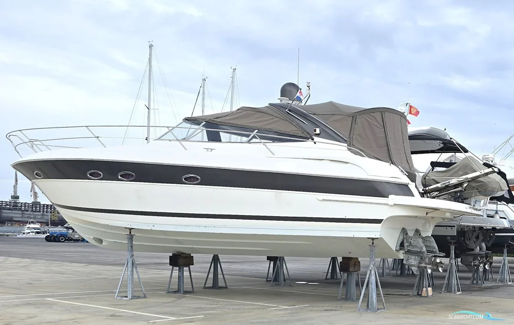 BoatPhoto.coverAlt