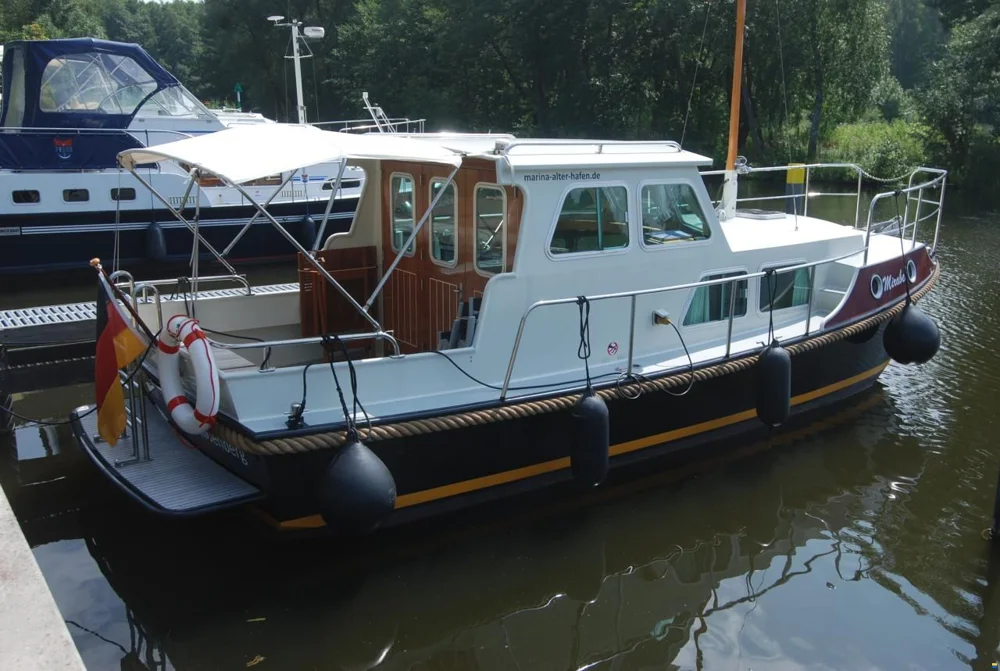 BoatPhoto.coverAlt