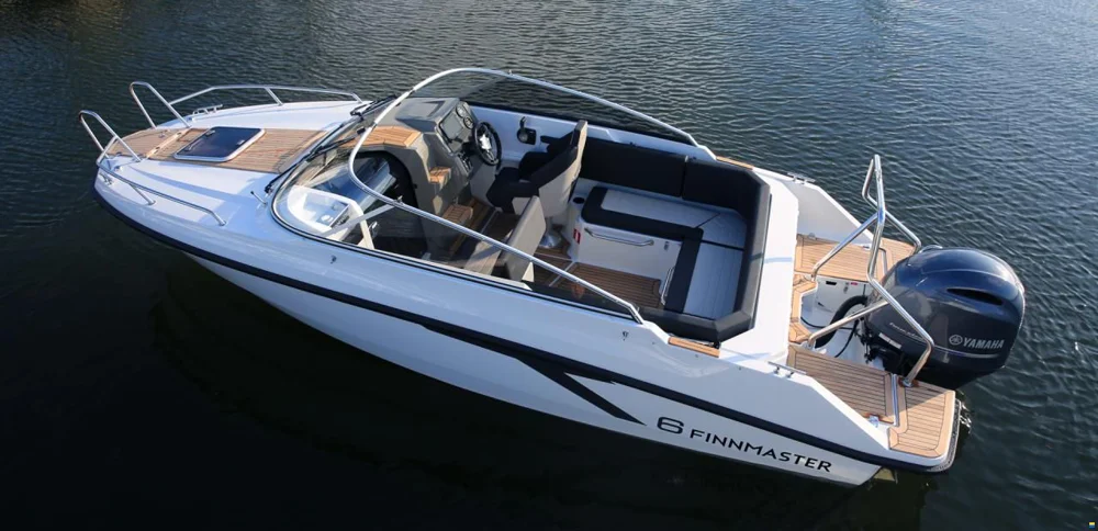 BoatPhoto.coverAlt