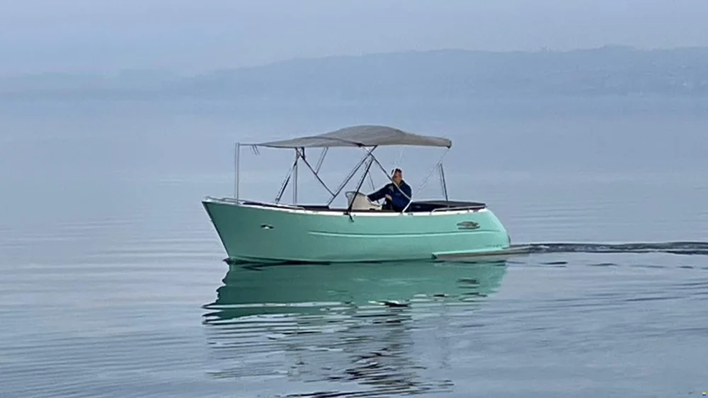 BoatPhoto.coverAlt