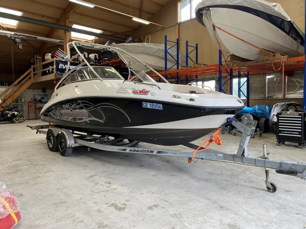2008 Sea-Doo Challenger 230 Wake 430 PS for sale in Switzerland