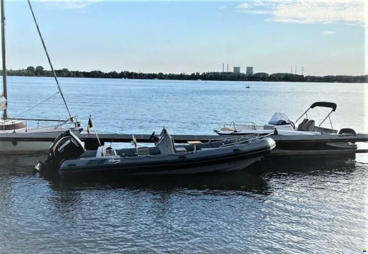 BoatPhoto.coverAlt