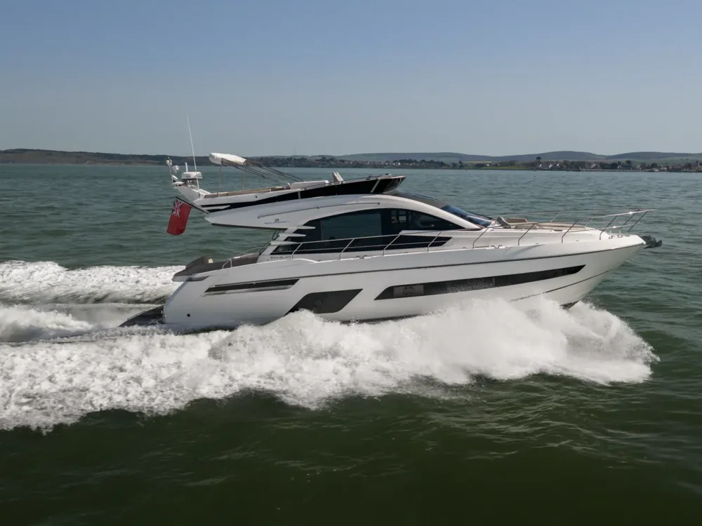 BoatPhoto.coverAlt