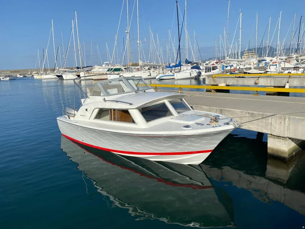 BoatPhoto.coverAlt