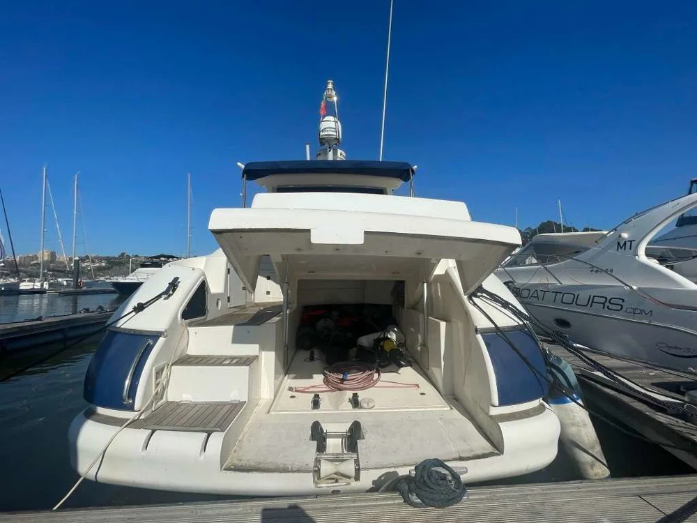 BoatPhoto.alt