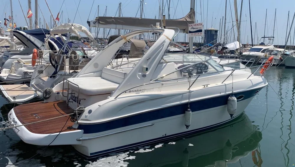BoatPhoto.coverAlt