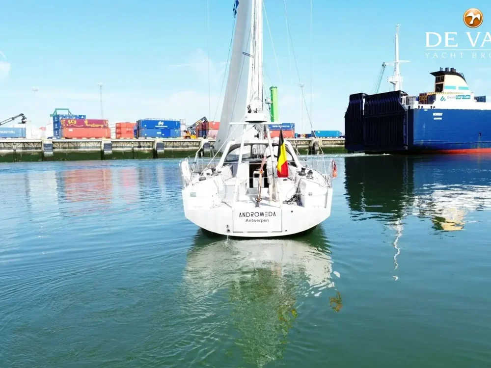 BoatPhoto.alt