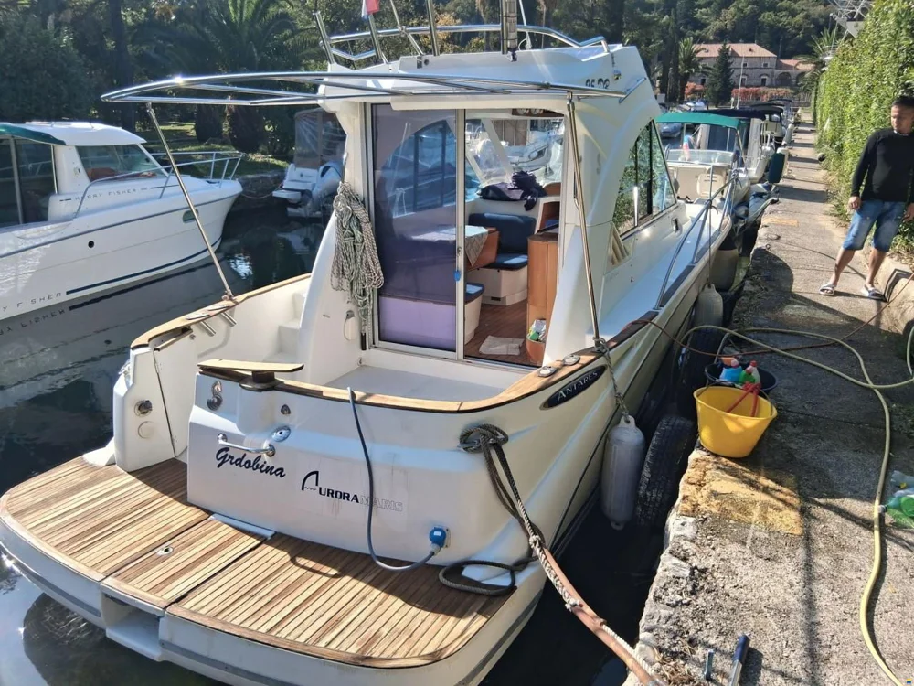 BoatPhoto.coverAlt