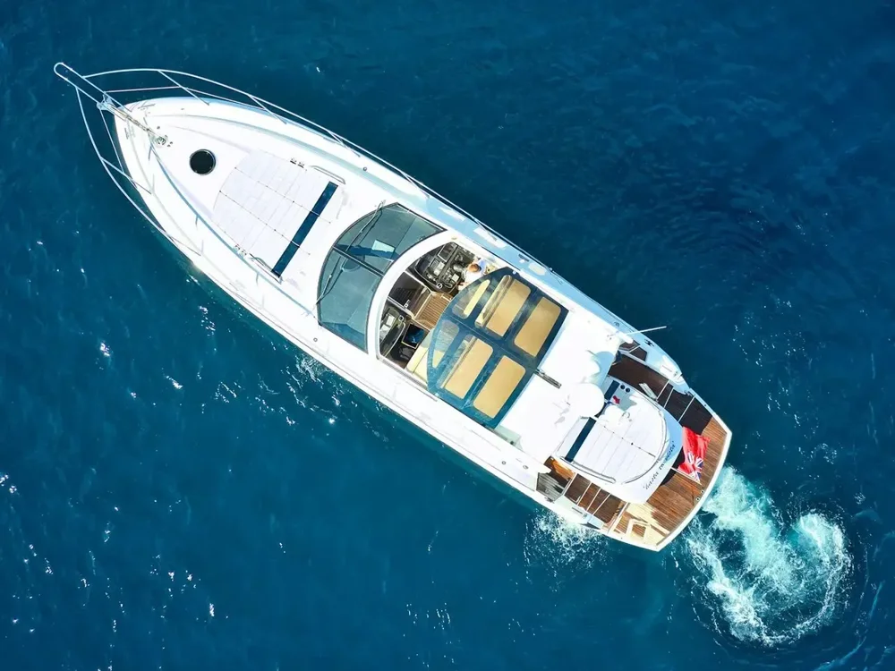 BoatPhoto.alt