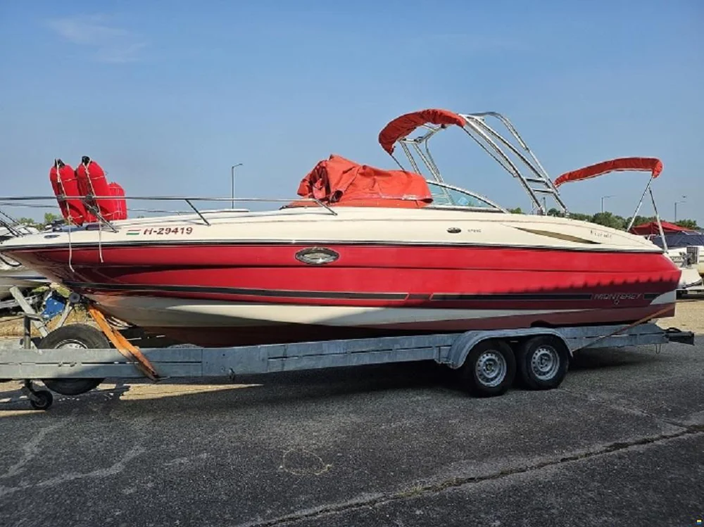 BoatPhoto.coverAlt
