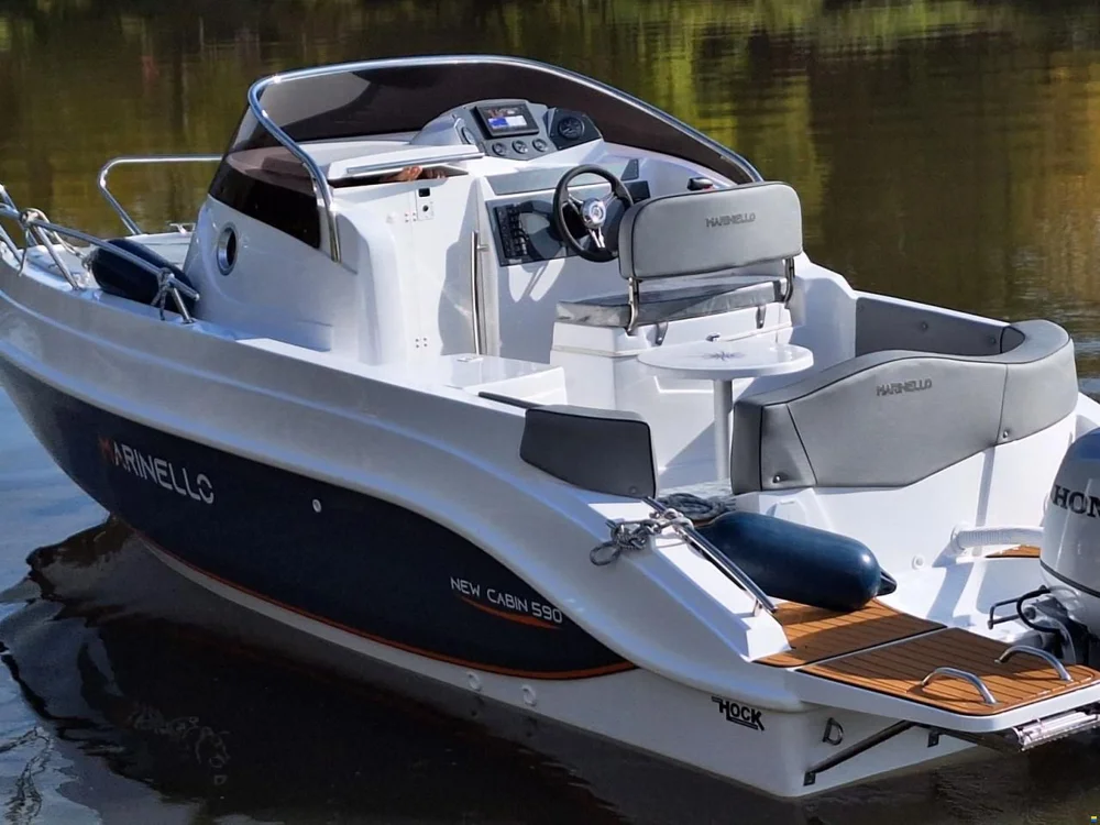 BoatPhoto.coverAlt