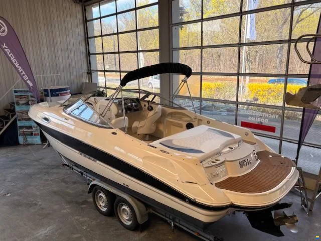 BoatPhoto.coverAlt