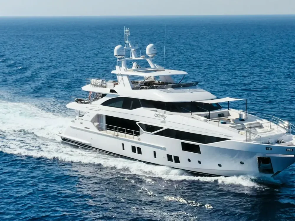 BoatPhoto.coverAlt