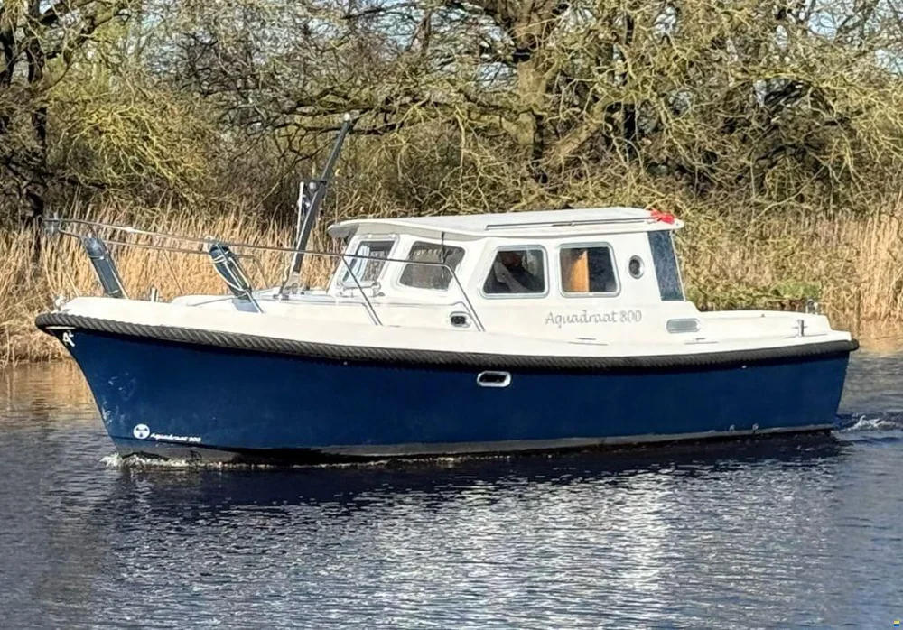 BoatPhoto.coverAlt