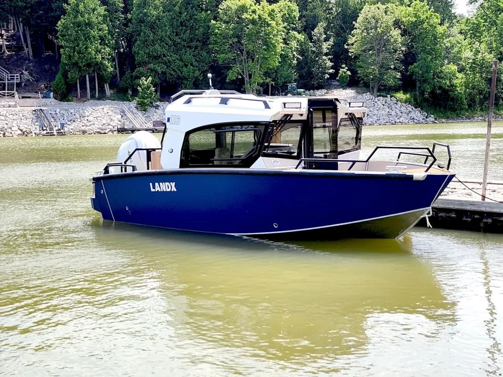 BoatPhoto.coverAlt