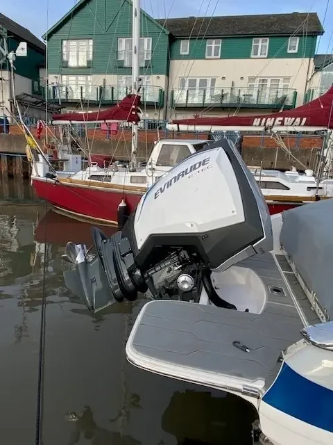2020 Regal Boats LX6 for sale in Exmouth, United Kingdom, photo 4 of 8