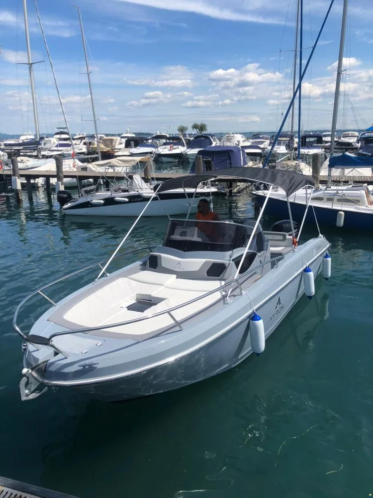 BoatPhoto.coverAlt