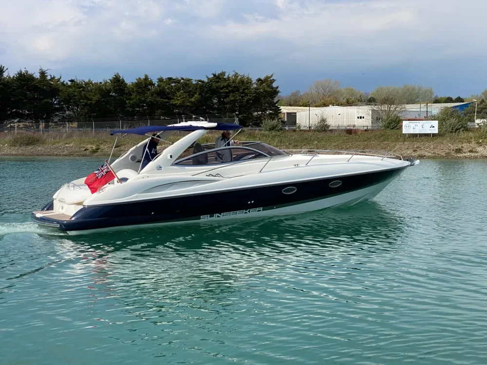 BoatPhoto.coverAlt