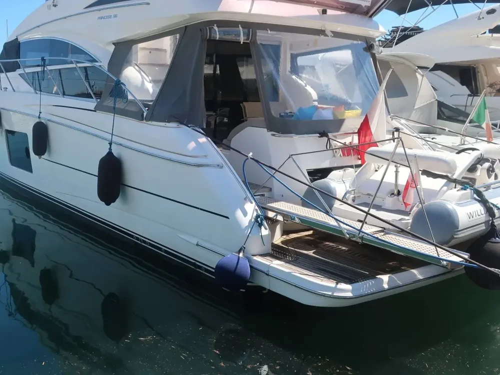 BoatPhoto.alt