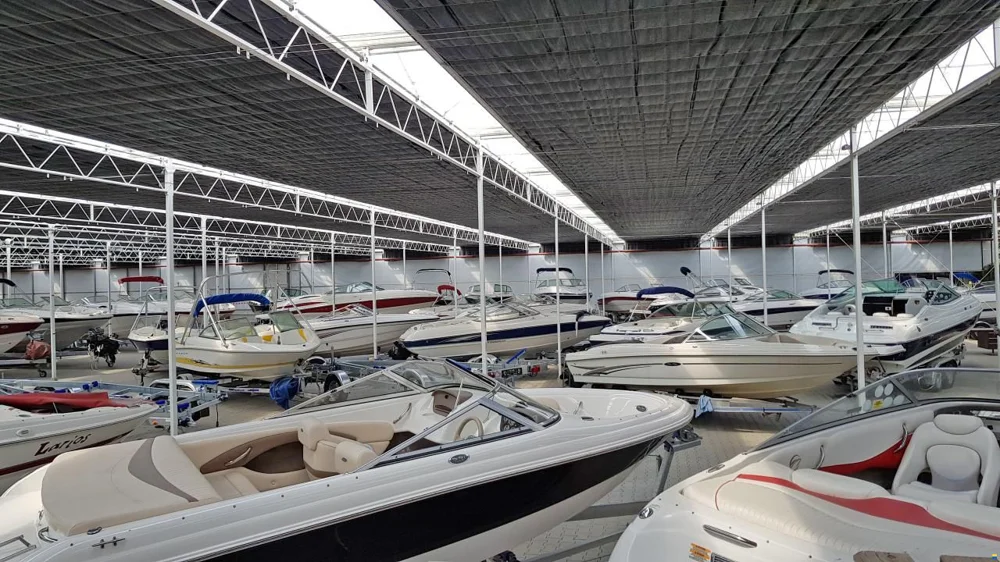 BoatPhoto.coverAlt