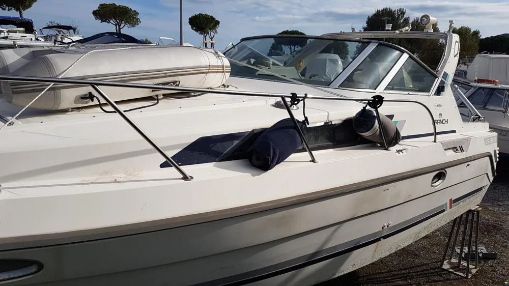 BoatPhoto.alt