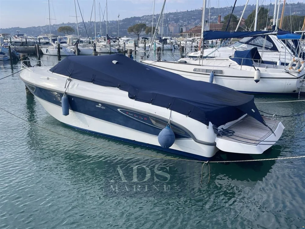 BoatPhoto.coverAlt